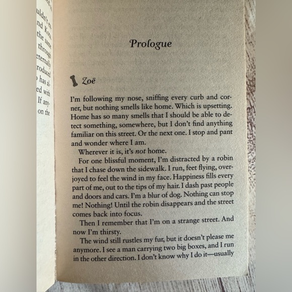 🐬 CLEARANCE ITEM: Dog Days by Elsa Watson Fictional Paperback 344 pages - Picture 4 of 8